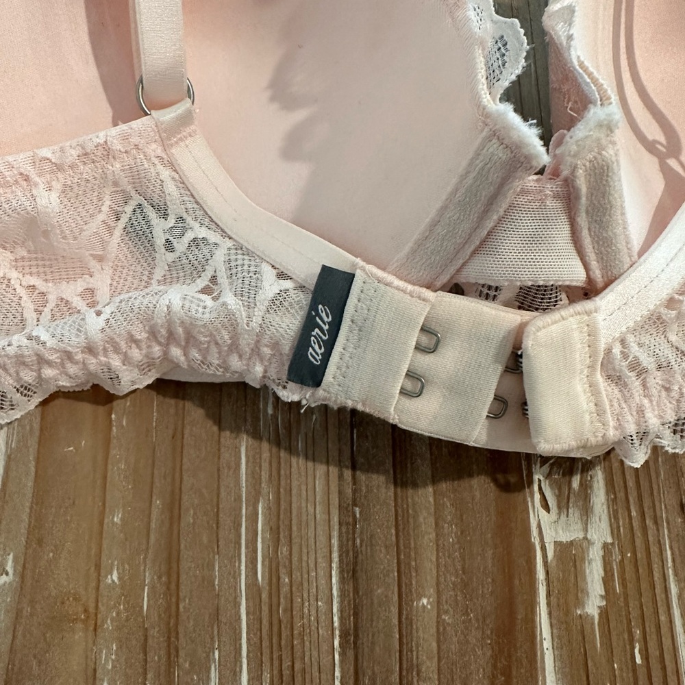 Aerie Soft Pink Lightly Lined Lace Scalloped Bra (Size 34B) - Picture 4 of 9